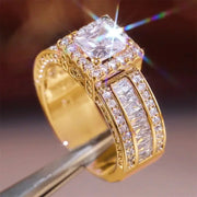 BRILLIANT CUBIC ZIRCONIA LUXURY ENGAGEMENT RING